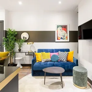 Guestready - Magnifique Studio Near Eiffel Tower Parigi
